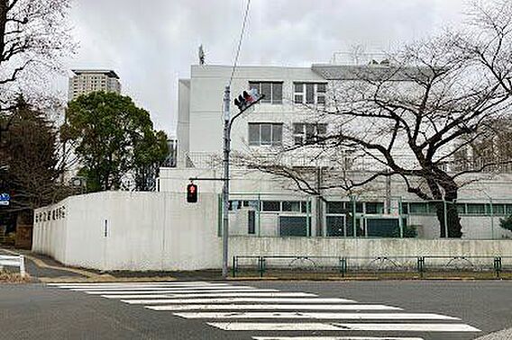 港区立青山中学...