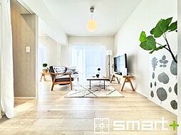 谷津遊園ハイツN棟 2LDKのリビング/ダイニング