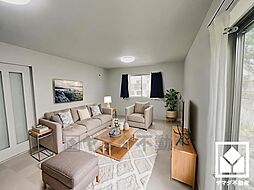 西宮市山口町上山口4丁目 4LDKのリビング/ダイニング