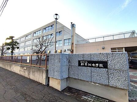 札幌市立新琴似中学校 400m