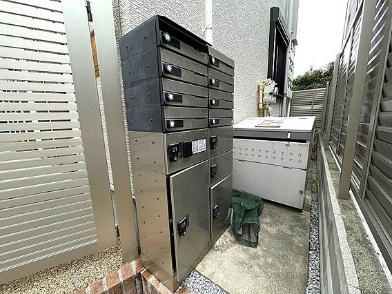 宅配ボックス付...