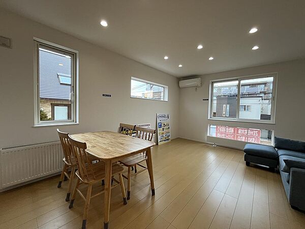 リビング/ダイニング