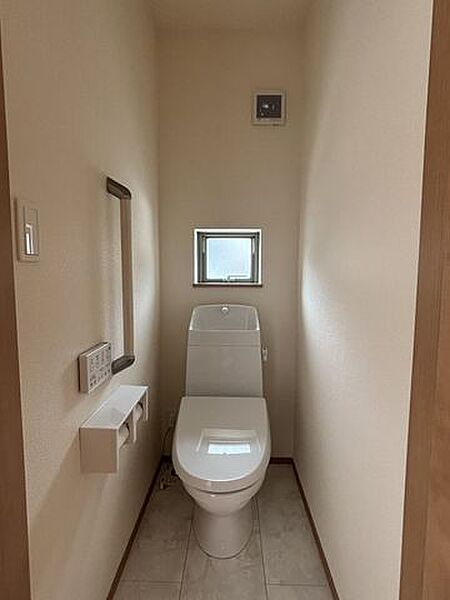 トイレを拡大表示