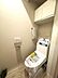 トイレ：トイレ吊戸棚収納ございます。