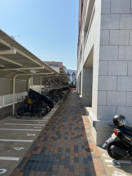 バイク置場あり(現在空無)