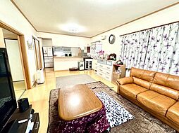 泉佐野市　上町1丁目 4LDKのリビング/ダイニング