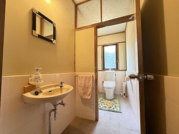 トイレを拡大表示