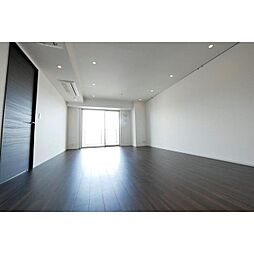 コンフォリア新宿イーストサイドタワー