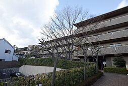 フォリア岡本