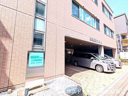 東武練馬クリニック人工透析内科を中心とした専門的な医療を提供するクリニックです。患者様お一人おひとりに寄り添い、丁寧で安心感のある医療の提供と快適な療養環境づくりに努めています。 130m