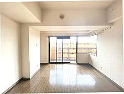 ライオンズガーデン東大宮壱番館 3LDKのリビング/ダイニング