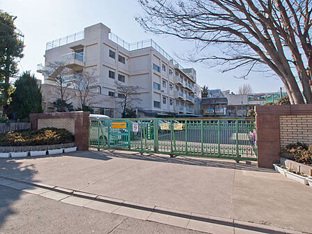 さいたま市立大門小学校(760m)