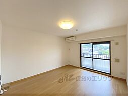 近鉄奈良線 東生駒駅 徒歩9分の賃貸マンション 4階1Kのリビング/ダイニング