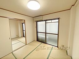 近鉄奈良線 八戸ノ里駅 徒歩7分の賃貸マンション 5階2DKのリビング/ダイニング