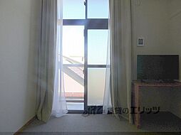 レオパレスカサグランデ 201 2階1Kのリビング/ダイニング