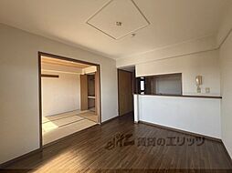 阪急伊丹線 伊丹駅 徒歩16分の賃貸マンション 3階2LDKのリビング/ダイニング