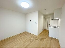 近鉄奈良線 八戸ノ里駅 徒歩8分の賃貸アパート 2階1LDKのリビング/ダイニング