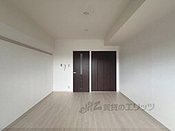 阪急伊丹線 伊丹駅 徒歩4分の賃貸マンション 6階1Kのリビング/ダイニング