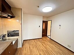 ETOILE中出 302 3階3DKのリビング/ダイニング