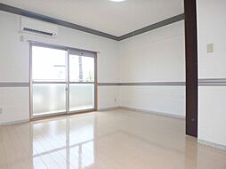 リジエール21 103 1階ワンルームのリビング/ダイニング