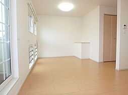 近鉄山田線 松阪駅 徒歩23分の賃貸アパート 2階1LDKのリビング/ダイニング