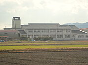 松阪市立天白小学校 2037m