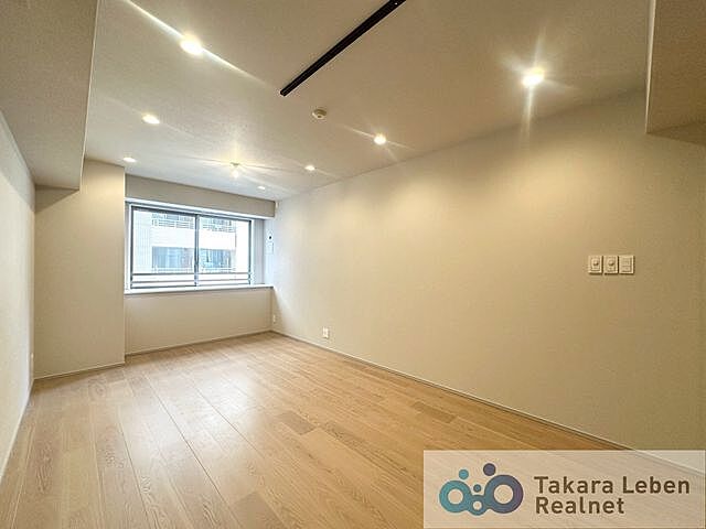 リビング/ダイニング ファミール日本橋ブルー・クレール 4階/404