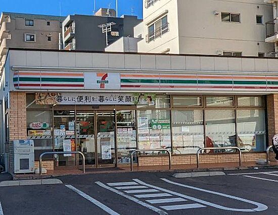 セブンイレブン...