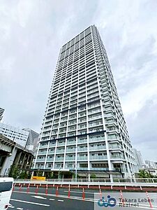 外観:複数路線が利用可能で交通アクセス便利。共用施設が充実した総戸数594戸40階建タワーレジデンス。 外観:複数路線が利用可能で交通アクセス便利。共用施設が充実した総戸数594戸40階建タワーレジデンス。
