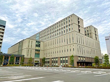 慶應義塾大学病院 徒歩13分。 1030m