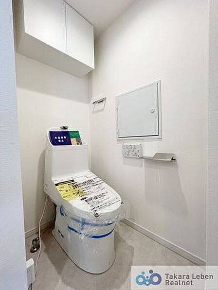 温水洗浄機能付きトイレ