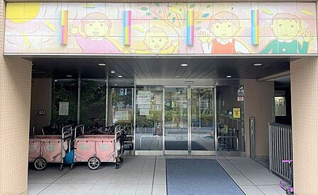 中央区立晴海こども園 徒歩2分。 150m