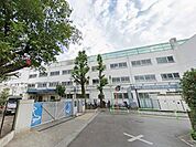 世田谷区立千歳小学校 徒歩15分。 1190m