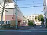 周辺：渋谷区立笹塚中学校 徒歩9分。 720m