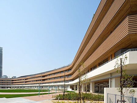 江東区立有明西学園 後期課程 徒歩8分。 638m