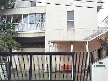 学校法人枝光会駒場幼稚園 徒歩5分。 330m