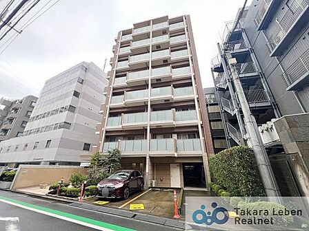 東急東横線【都立大学】駅徒歩7分、落ち着いた住宅地のマンション。ペット飼育のご相談可能です。