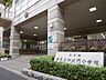 周辺：港区立御成門小学校 徒歩16分。 1210m