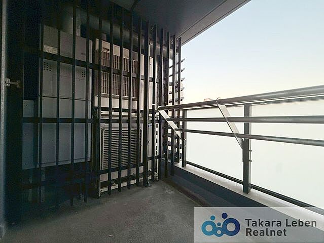 バルコニー ザ・パークハウス西麻布レジデンス 21階/2104