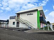 幼稚園、保育園「あやめ保育所まで785m」