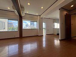 東京メトロ日比谷線 広尾駅 徒歩7分の賃貸マンション 3階1LDKのリビング/ダイニング