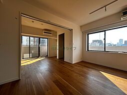 JR山手線 目黒駅 徒歩14分の賃貸マンション 9階1LDKのリビング/ダイニング