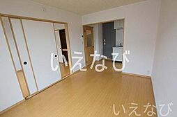 JR山陽本線 高島駅 徒歩10分の賃貸アパート 2階2LDKのリビング/ダイニング