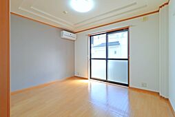 ベル・グラース 1階1Kのリビング/ダイニング