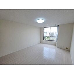 キュウブEX三俣 2階ワンルームのリビング/ダイニング