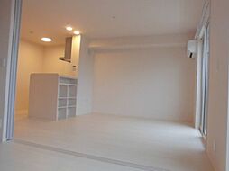 グランテラス高井 2階2LDKのリビング/ダイニング