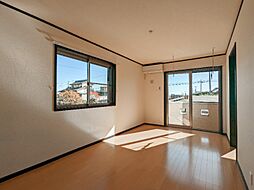 カルミア A 1階1LDKのリビング/ダイニング