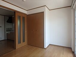 サニースクエア B 1階2DKのリビング/ダイニング