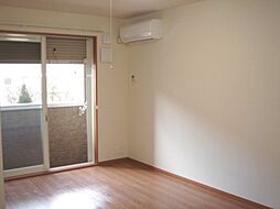 スマイル リング 1階1LDKのリビング/ダイニング