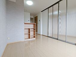 フローレ浜尻 1階1LDKのリビング/ダイニング